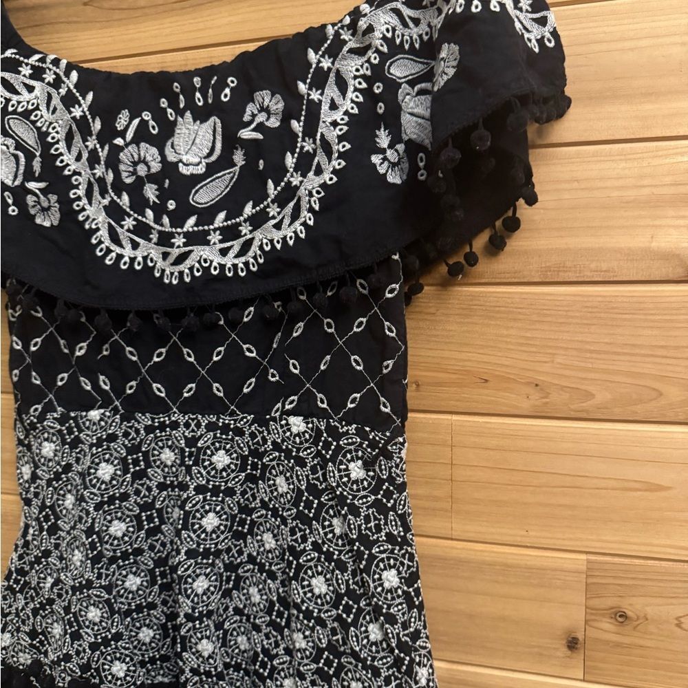 By Anthropologie Size 4 Marisol Off The Shoulder Embroidered Boho Midi Dress - Picture 12 of 16